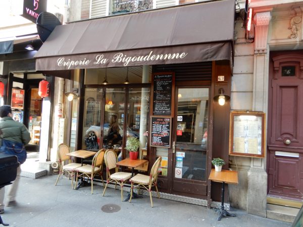 ガレット（Galette）の本場フランスを巡る旅②：パリ市内の通称ガレット通り（モンパルナス通り）のLa Bigoudenneは、パリ市民憩いの人気店。