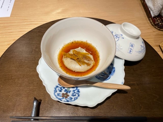 乙味あさ井（名古屋市中区）で味わった、福井在来種の”そばがき”が感動の味わいだった。