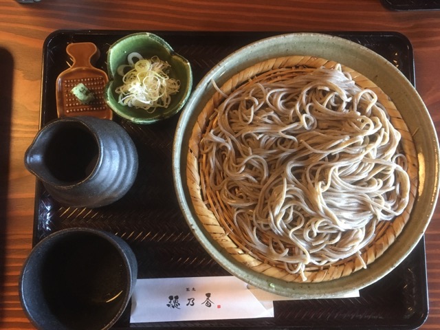 金沢市の蕎麦 穂乃香（ほのか）では、希少な南越前町産（今庄在来）の九一そばが通年で味わえる。