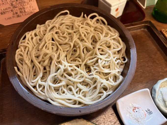 墨田区東向島「蕎麦割烹ながの」は、料理と手打ち蕎麦を味わう大人の名店。