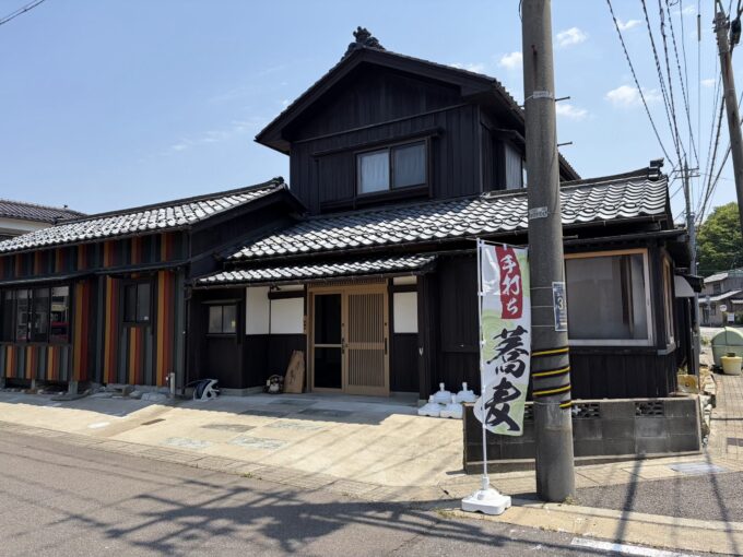 大阪・江坂から福井あわら市へ移転「蕎麦とお酒とおばんざい 鹿しま」は、吉崎御坊と楽しむ蕎麦と酒の名店。