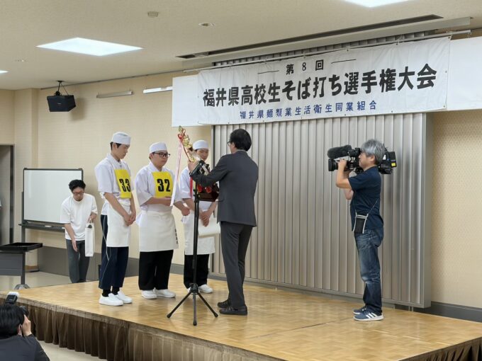 福井県高校生そば打ち選手権大会とは？ 全国大会「そば甲子園」を目指す高校生たちの挑戦。