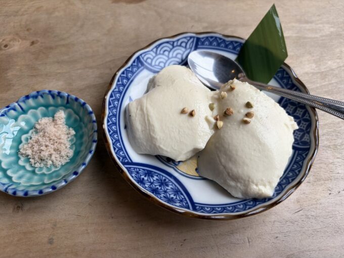 都立大学「手打ち蕎麦 なみの」は、石臼挽き自家製粉の“三たて”で味わう本格手打ちそばが美味い。