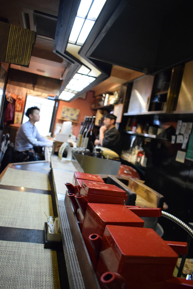 手打ちそば 天割烹そば はるなさま　店主と語り合う加賀社長